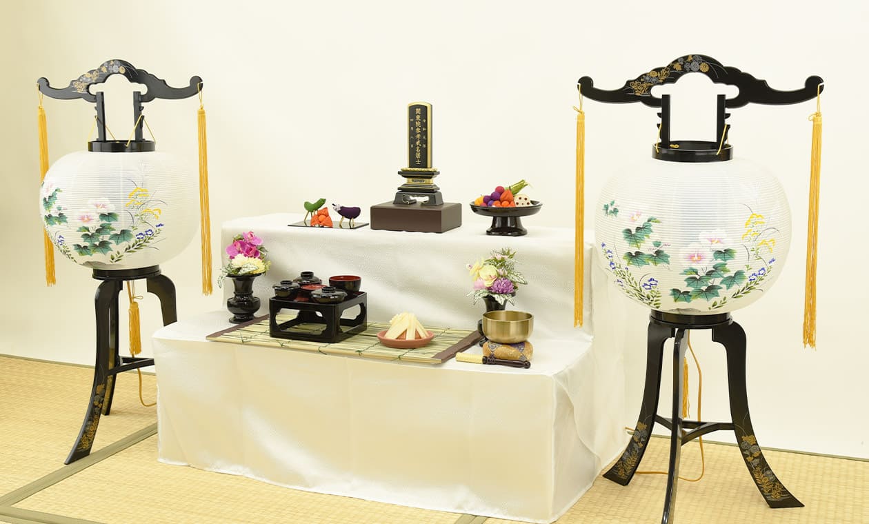 WEB限定】後飾り祭壇 写真立・覆い布付 2段 | お仏壇のはせがわ