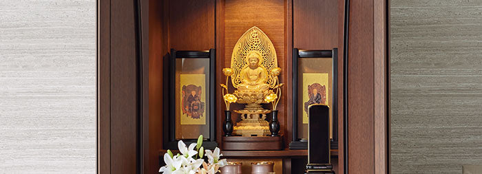 お仏壇に飾る「常花」とはどんな仏具？意味・飾り方などを画像で解説