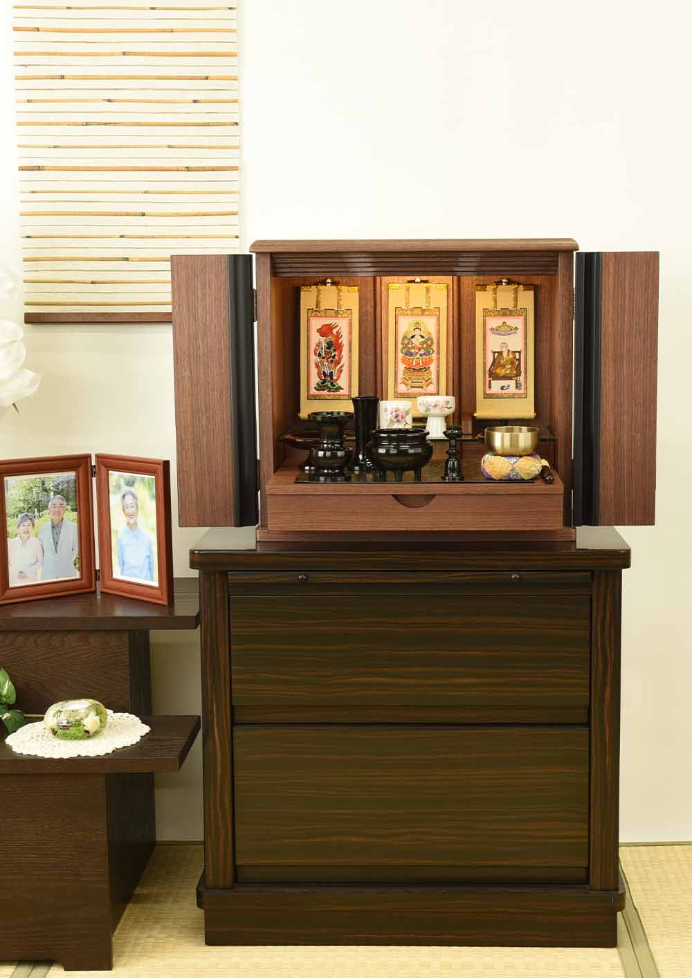 仏壇 桜音Ⅳ (さくらね) ウォールナット 高さ42cm 仏具セットB | お